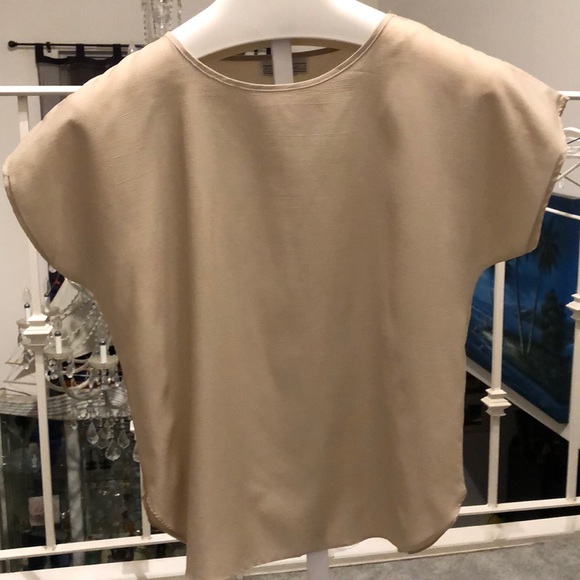 jessica michelle Tops - Jessica Michelle Beautiful Tan Blouse